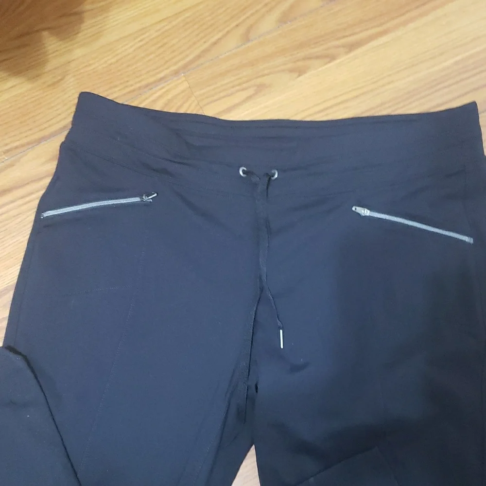 Athleta‎ Black Joggers Sleek Sweatpants